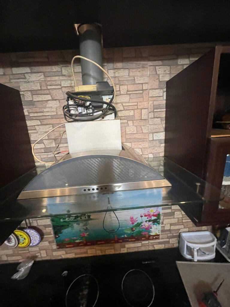 sửa chữa máy hút mùi bếp khu vực Long Biên